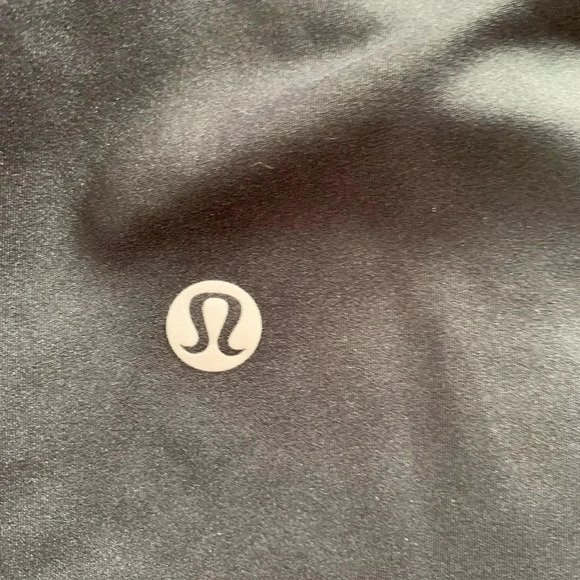 Lululemon Fast&Free High Rise Short 8” Black Size 2 - Picture 3 of 6